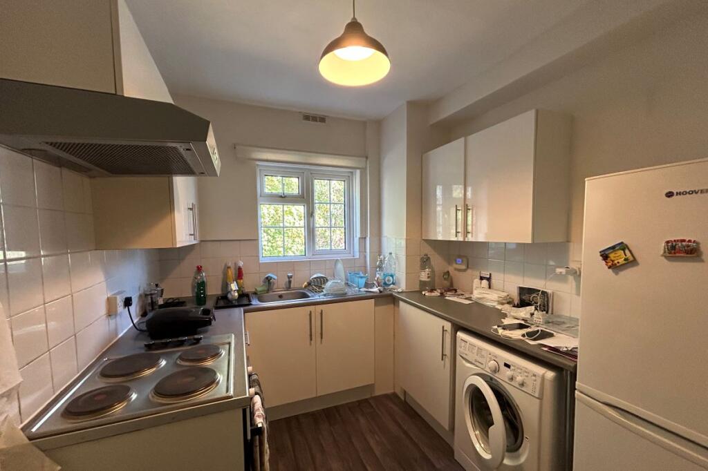 Apartment in London - View 5