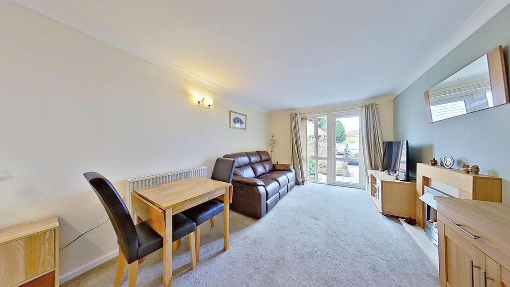 Oakland Court, Kings Road, Herne Bay, CT6 5RL photo 2
