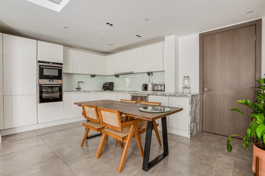 Main image of property: Distillery Wharf,
Regatta Lane, W6