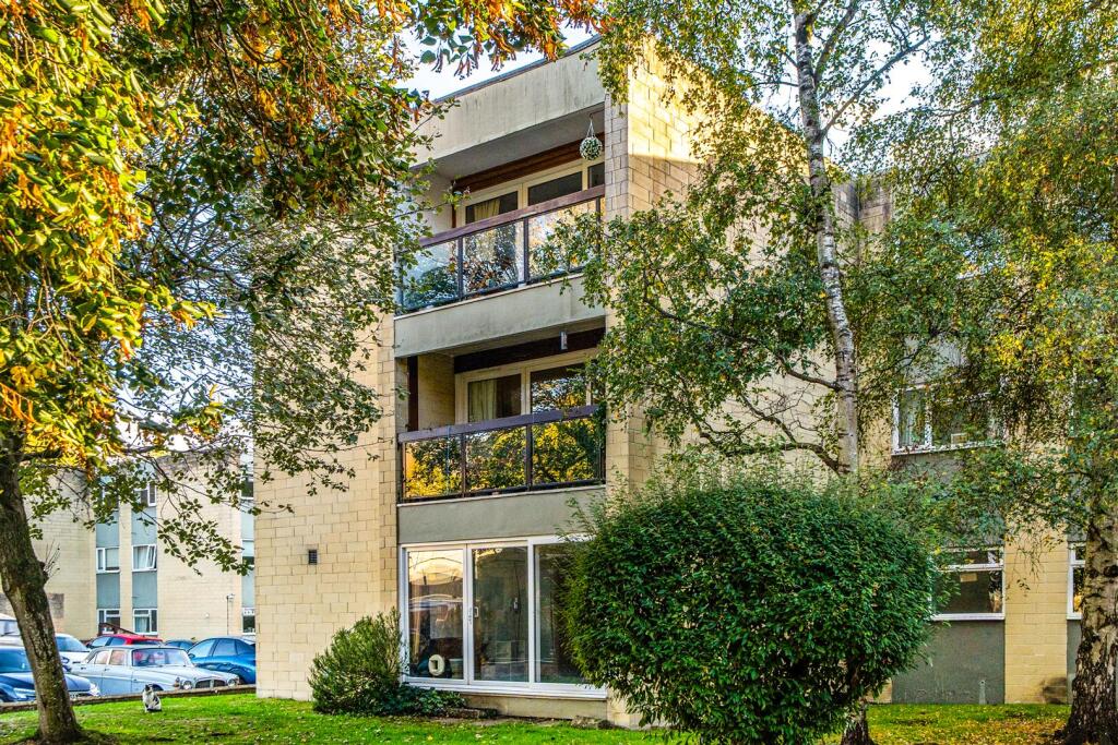 2 Bedroom Flat in BA1 8BD