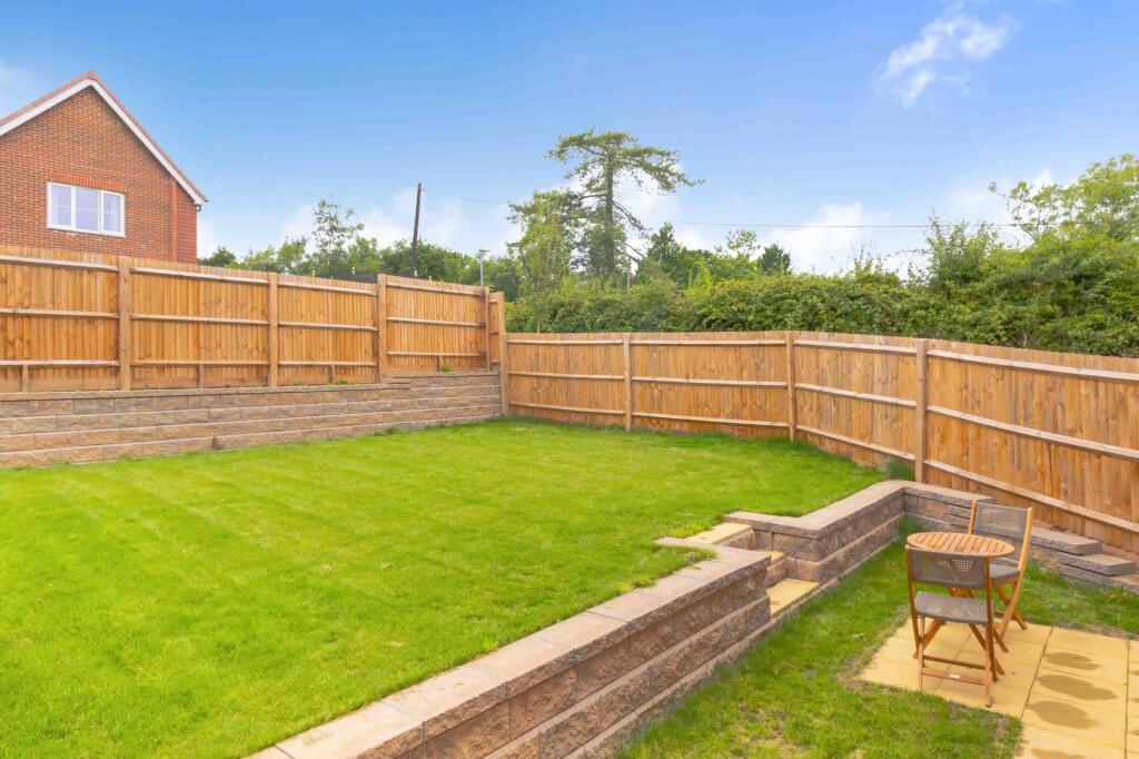 Meadow View, Walshes Road, TN6 image 4