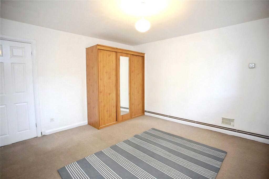 Apartment in Stockport - View 5