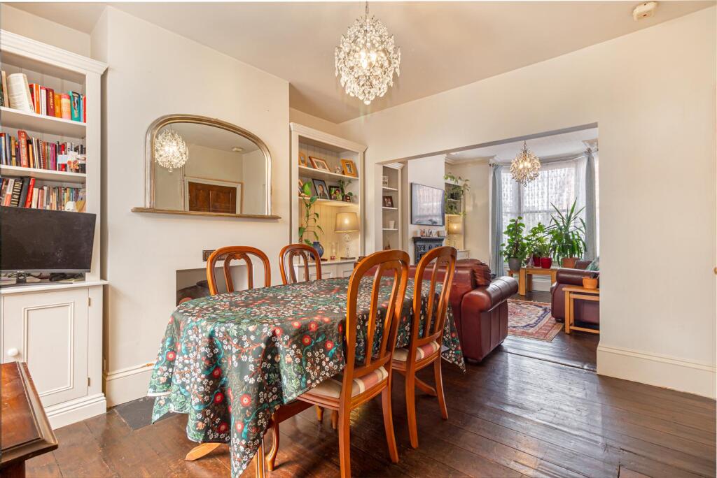 House in Worcester, Worcestershire - View 5