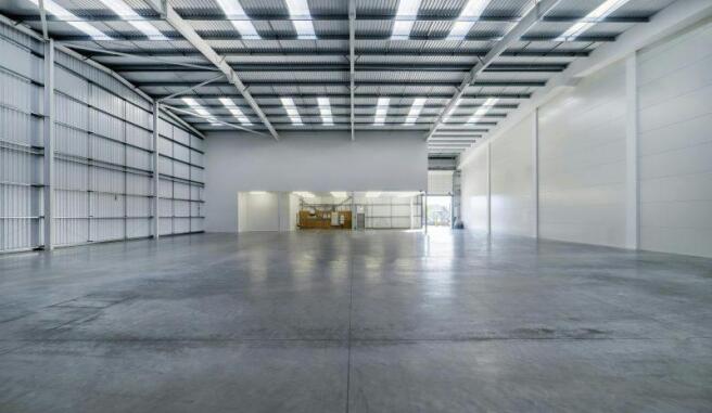 Logicor Park, Altrincham - Unit 2 Internal Warehouse.jpg