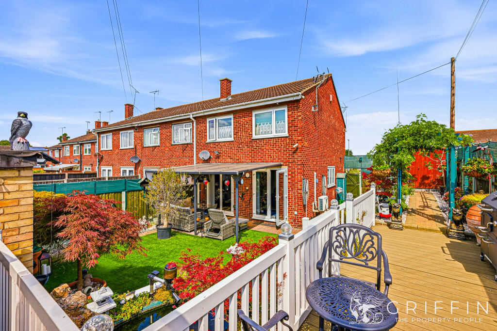 Galsworthy Road, Tilbury, RM18 photo 4