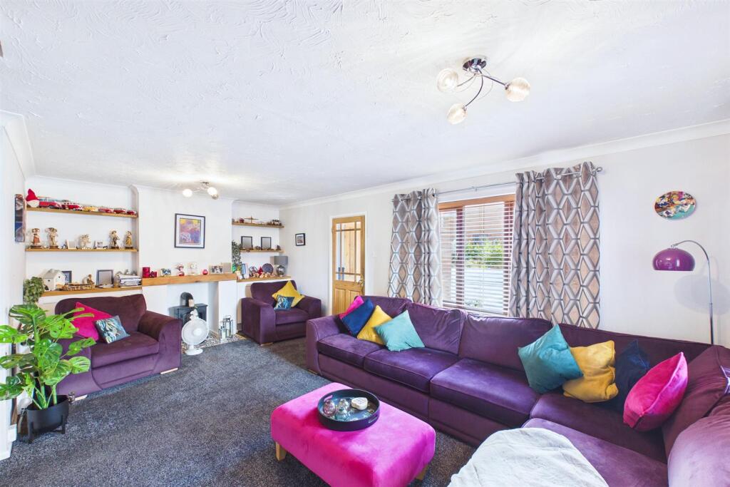 Elizabeth Close, Reepham photo 4