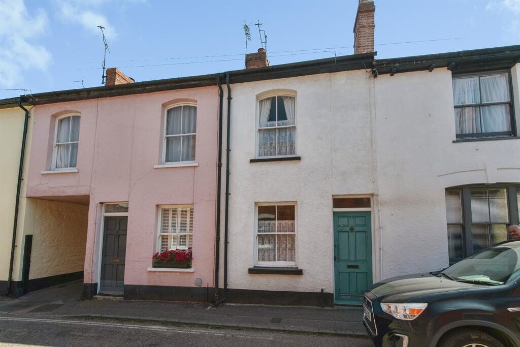 Main image of property: Fore Street, Silverton, Exeter