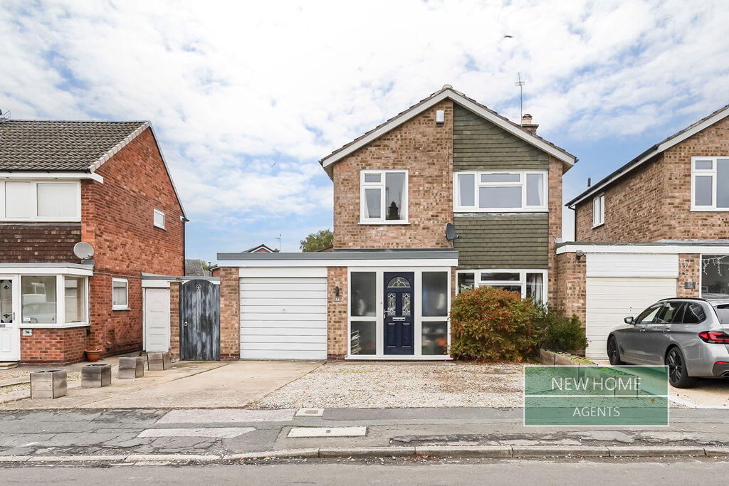 Main image of property: Oaken Grove , Haxby, York, YO32 3QZ