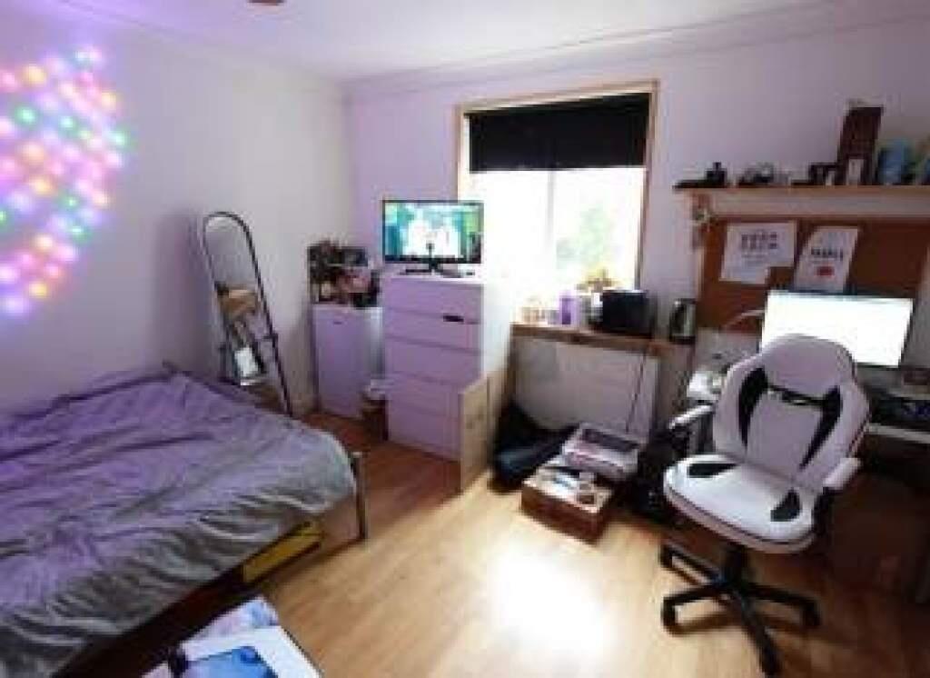 Main image of property: Goldings Crescent, Hatfield, AL10