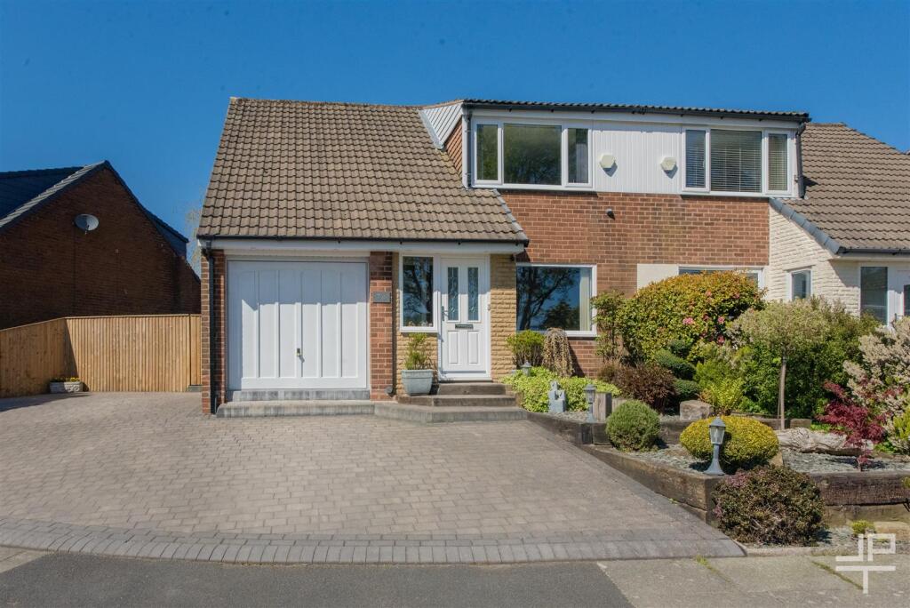 Main image of property: Rutherford Drive, Bolton, Manchester, BL5 1DW