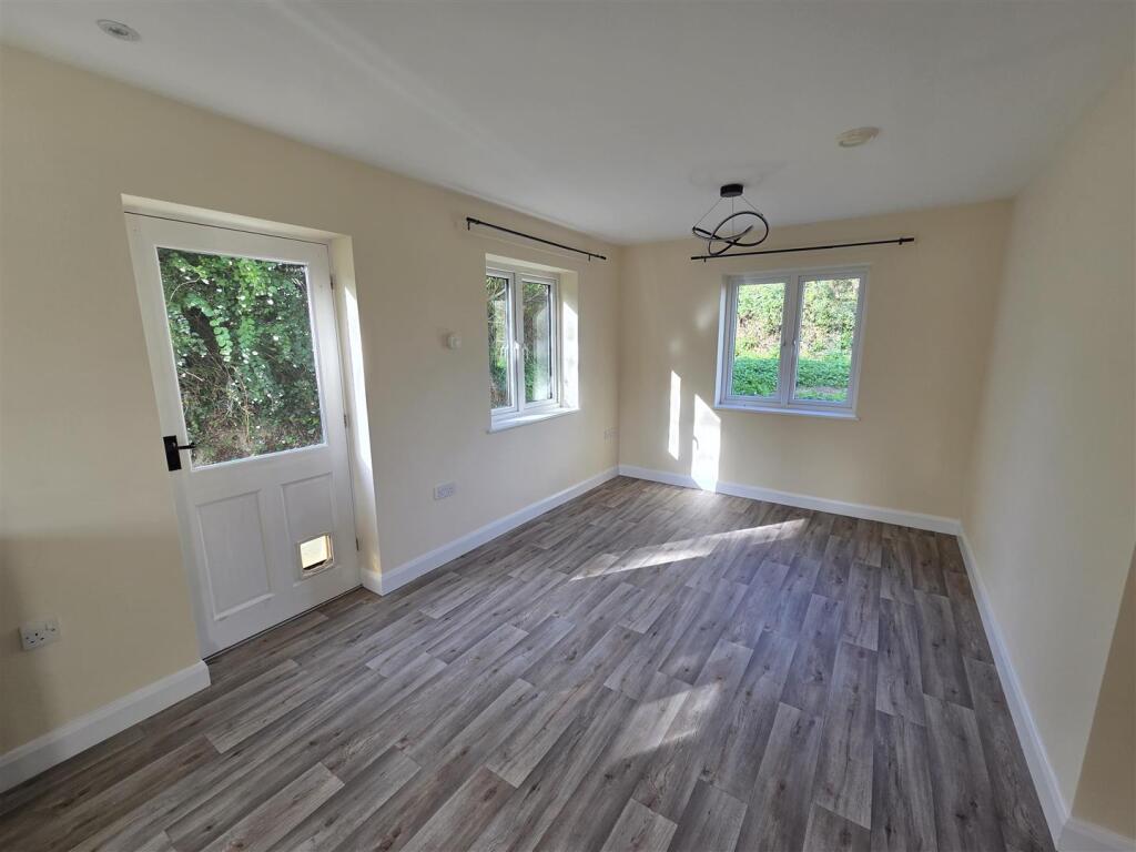 House in Truro - View 4