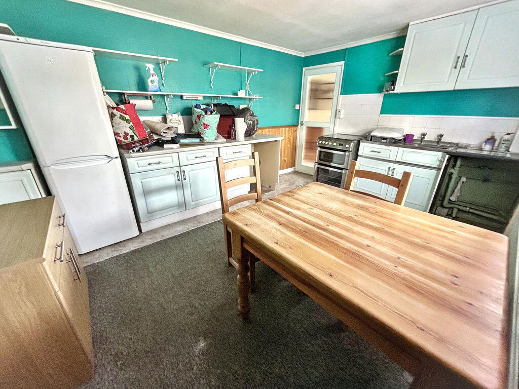 University Crescent, Gorleston photo 4