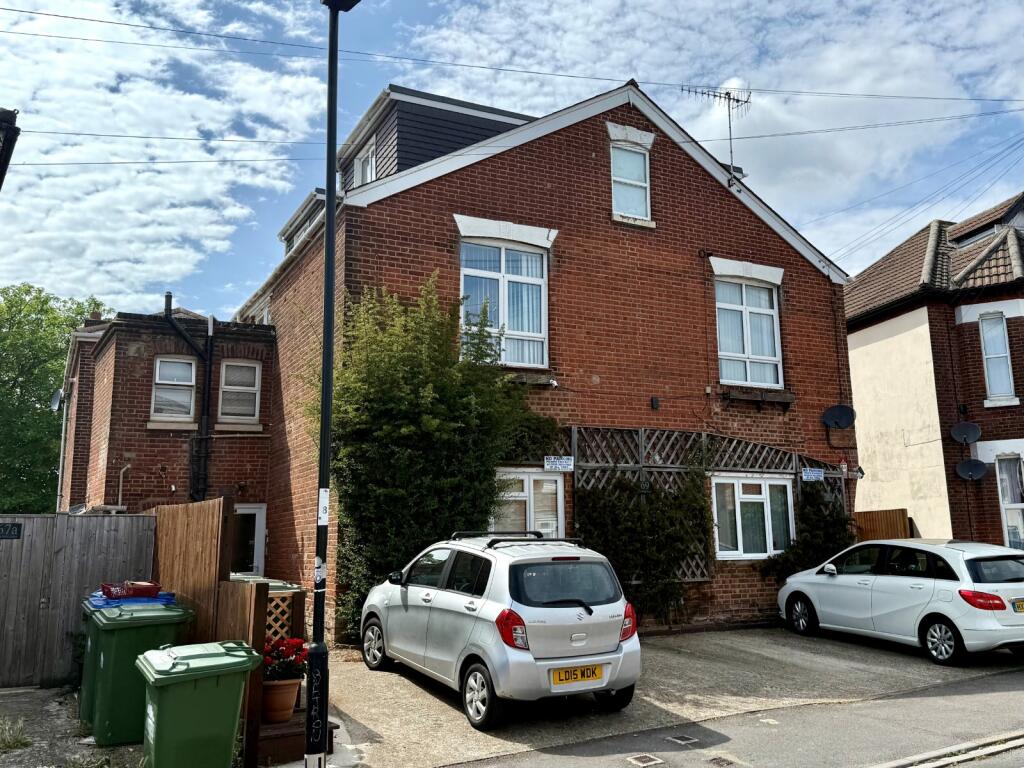 Main image of property: Westridge Road, Southampton, Hampshire, SO17