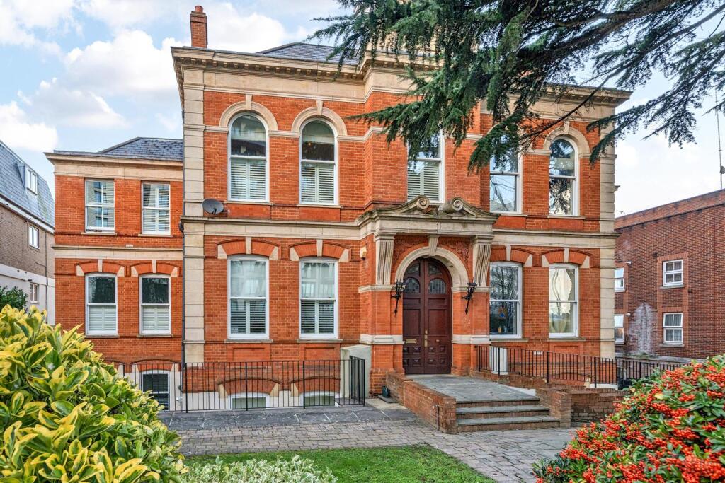 Main image of property: Chambers Court, 32 Station Road EN5 1PL