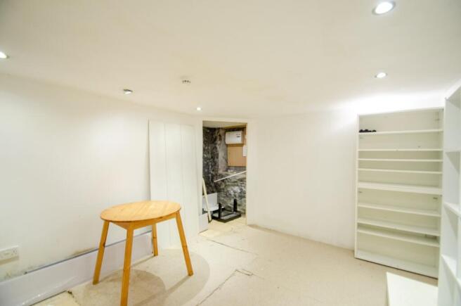 5 Mount Folly TPS Bodmin 01208 74182-17