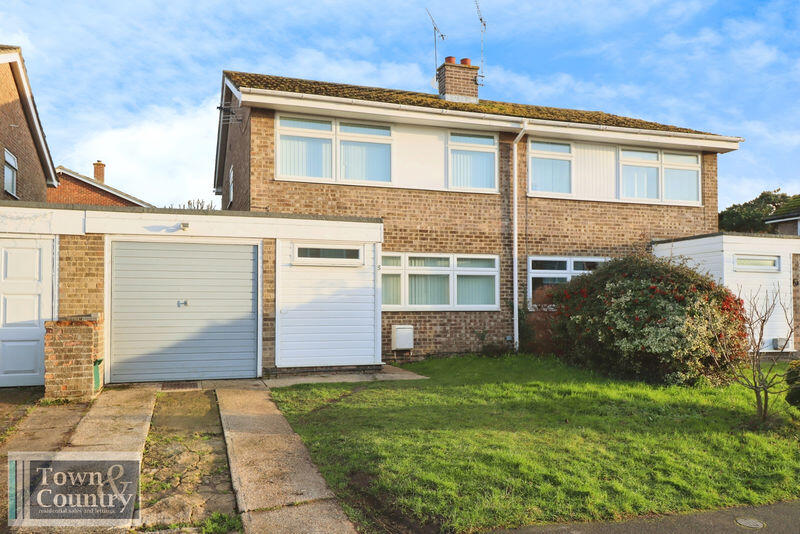 Main image of property: Castleward Close, Wivenhoe