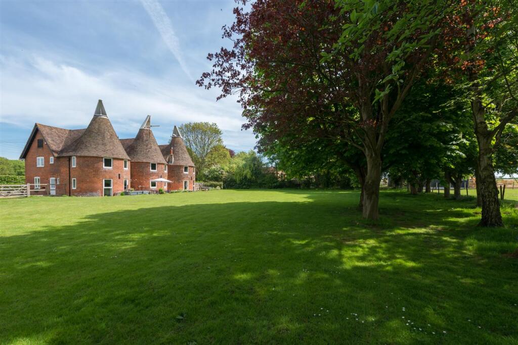 Main image of property: Renville Oast, Renville, Bridge