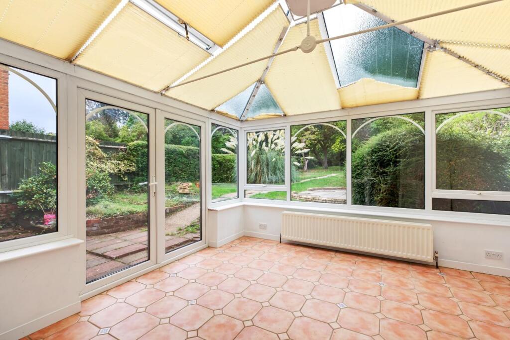 House in Hemel Hempstead - More