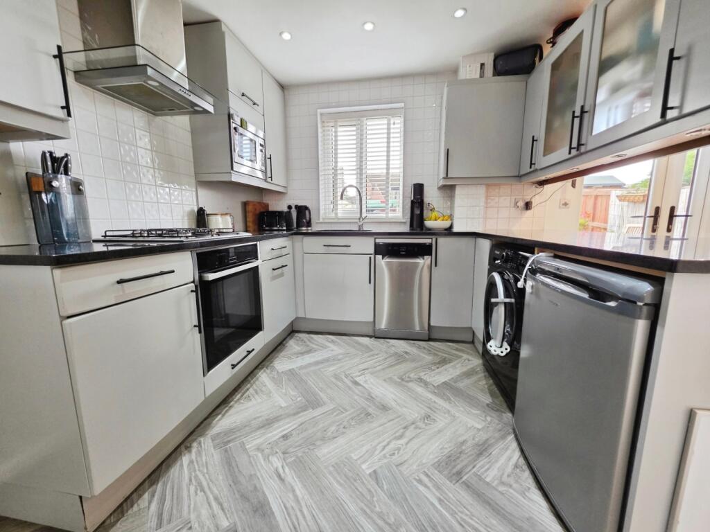 Broadfield Road, Eastington, Stonehouse - View 5