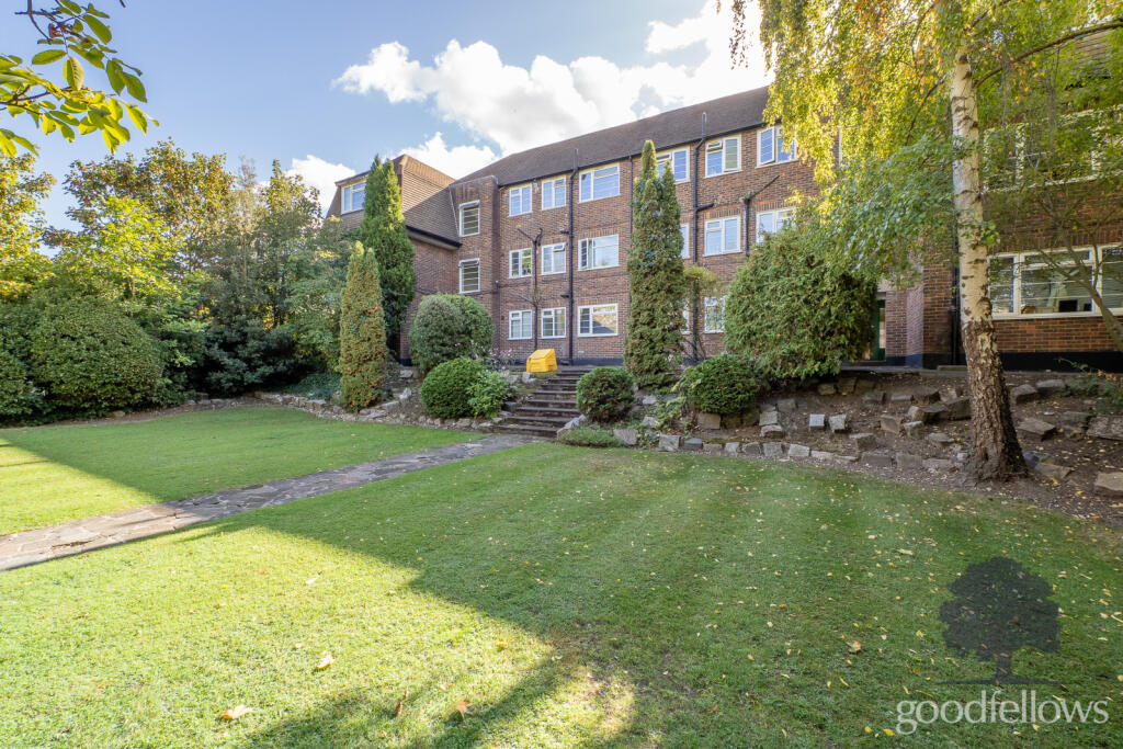 Main image of property: Mansard Manor, Christchurch Park, Sutton, Surrey, SM2