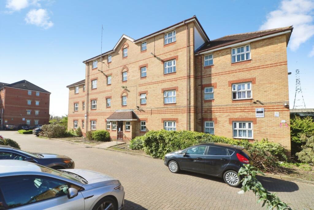 Main image of property: Bluebell Way, Ilford, IG1