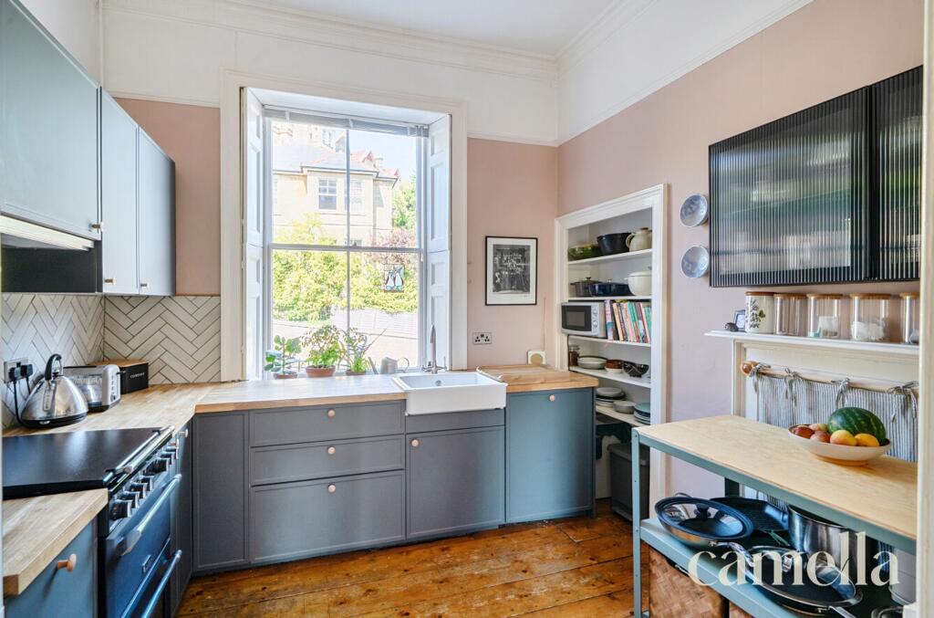Apartment in Bath - View 3