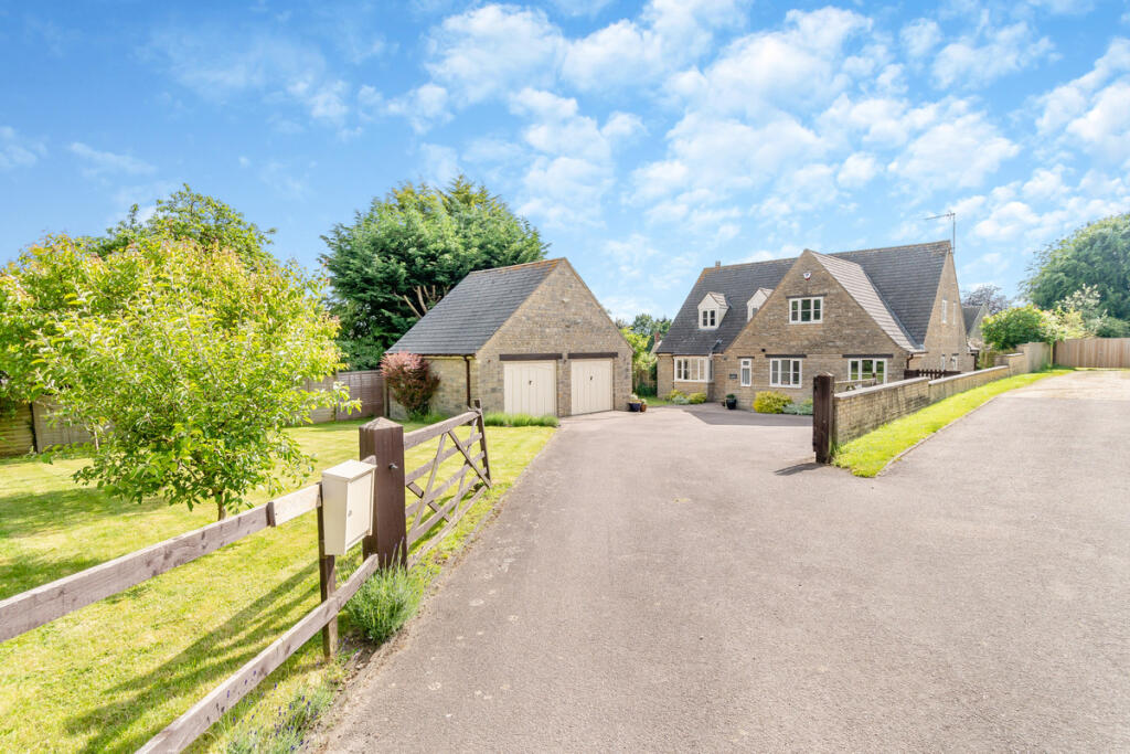 Helmdon Brackley, Northants, NN13 5QA photo 4