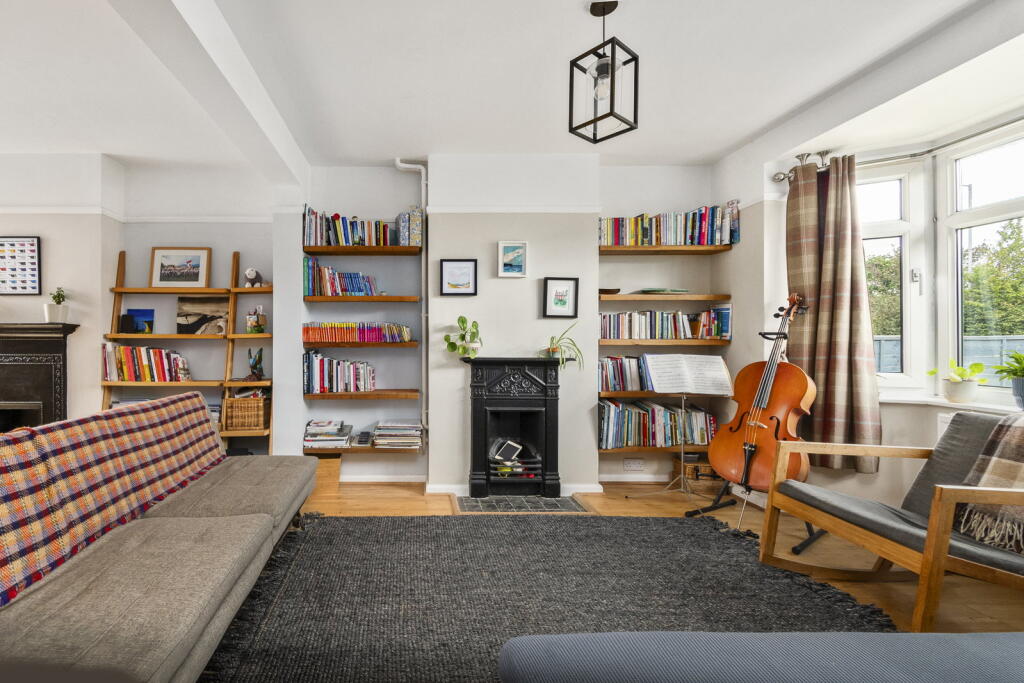 House in Cambridge - View 2
