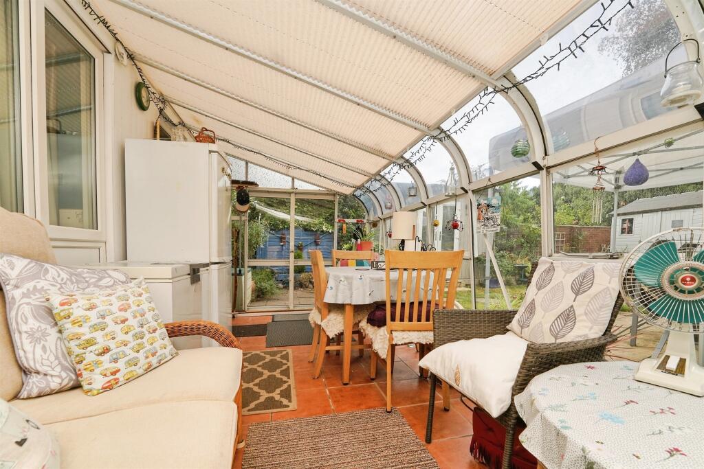 House in Worcester - View 5