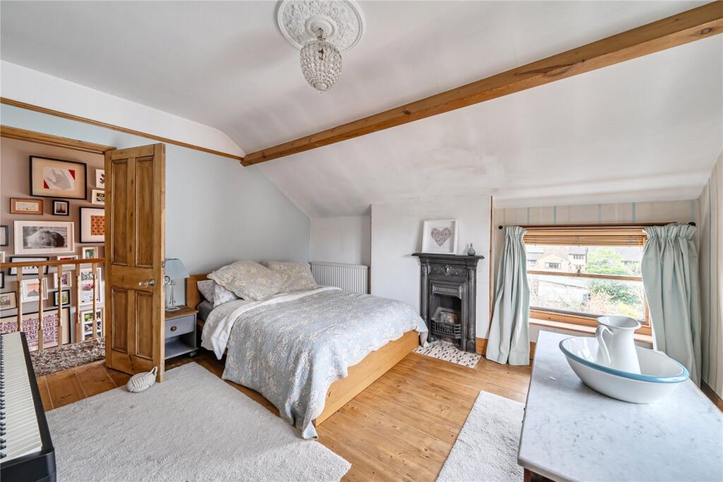 Additional image 12 of Grove Avenue, Yeovil, Somerset