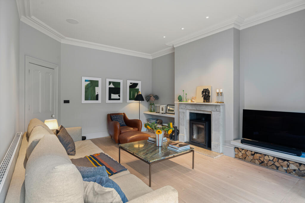 House in London - More