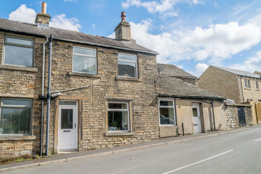2-bed terraced on Lodge Street, Skelmanthorpe, HD8, £150,000