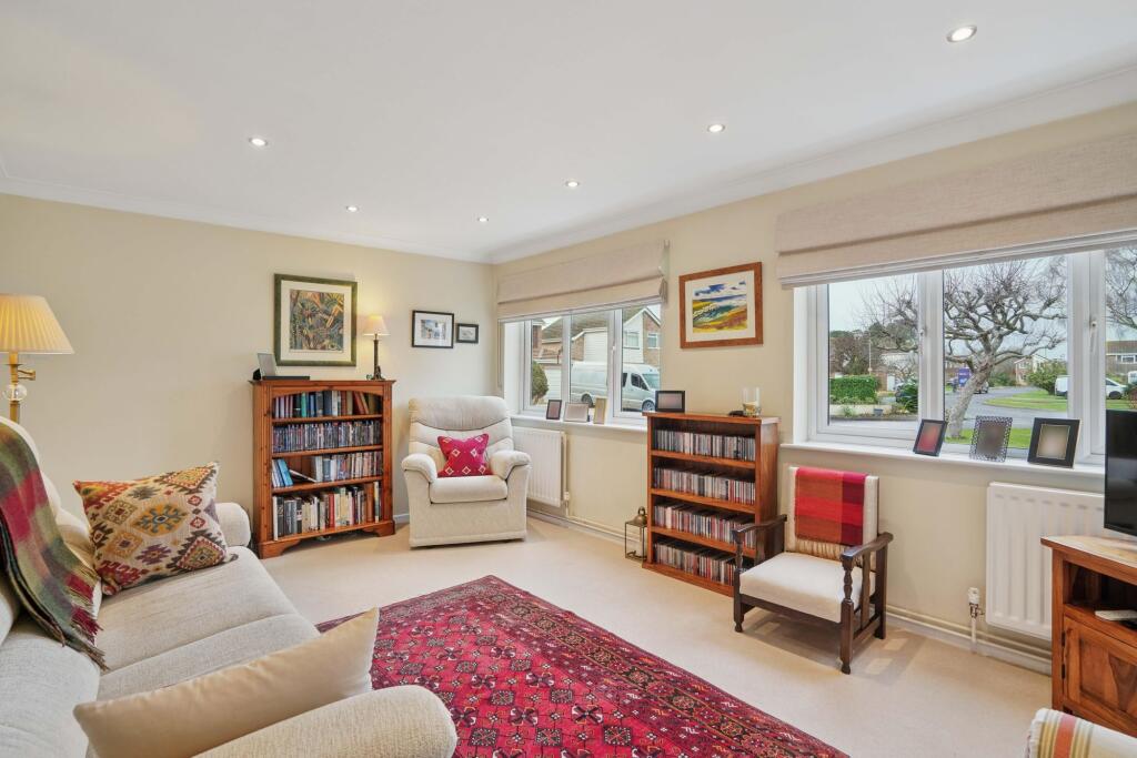 House in Vale of White Horse, Peachcroft, Abingdon on Thames - View 3