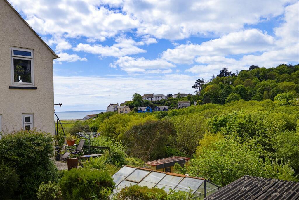 House in Plymouth - View 3