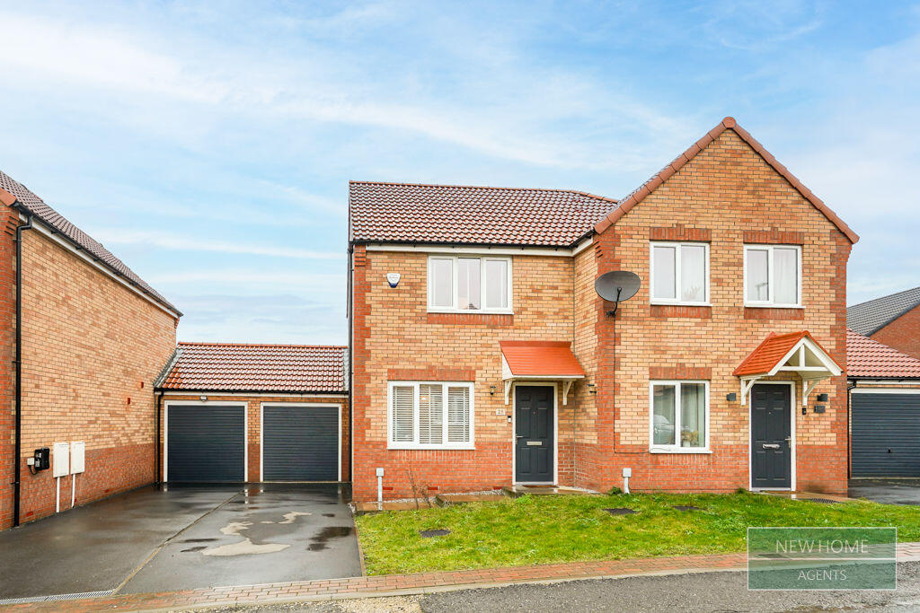 Main image of property: Oak Tree Way , Knottingley, WF11 0FB