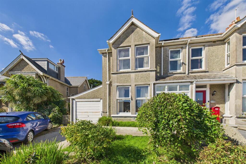 Main image of property: Edgcumbe Gardens, Newquay