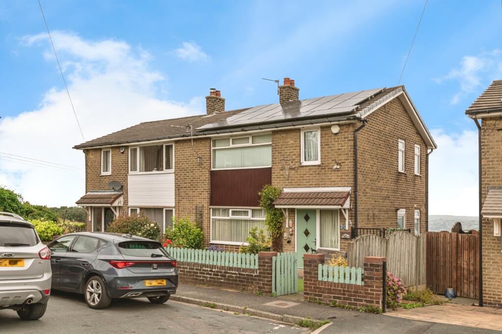 Foxroyd Lane, Dewsbury, WF12 photo 3