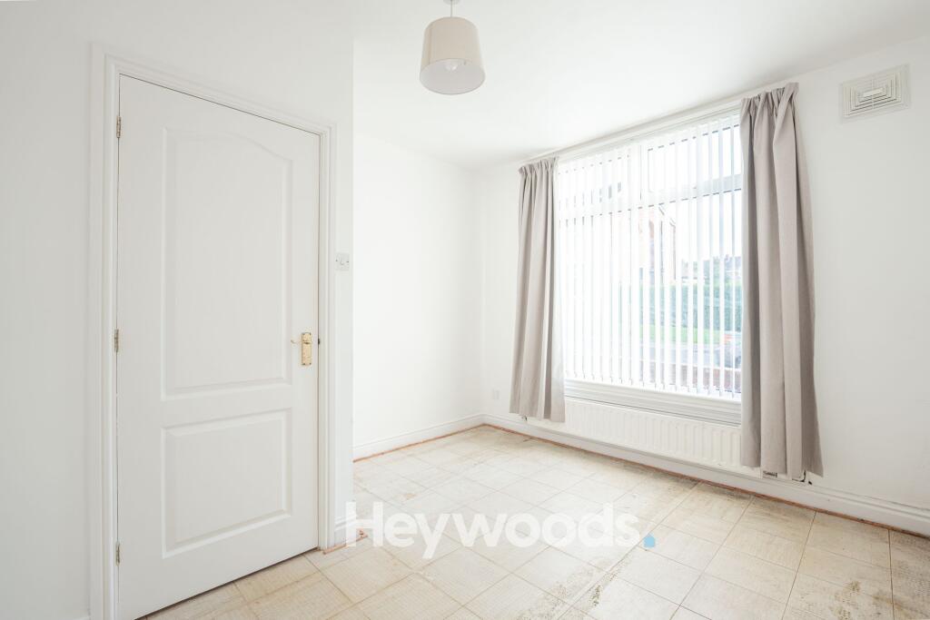 House in Newcastle-under-Lyme, Parksite, Silverdale - View 5