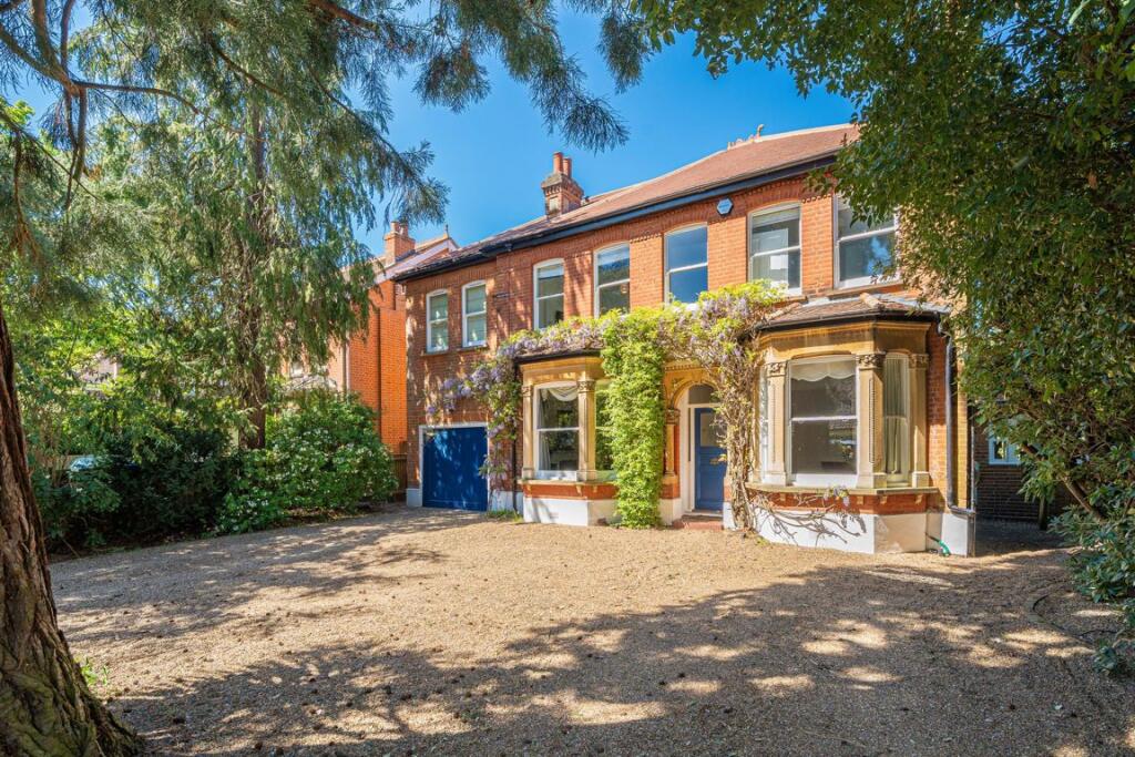Main image of property: Oatlands Avenue, Weybridge