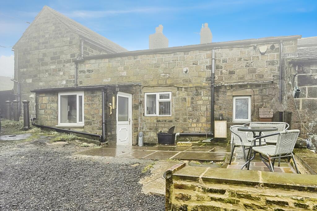 Main image of property: Upper Kell, Halifax, HX2