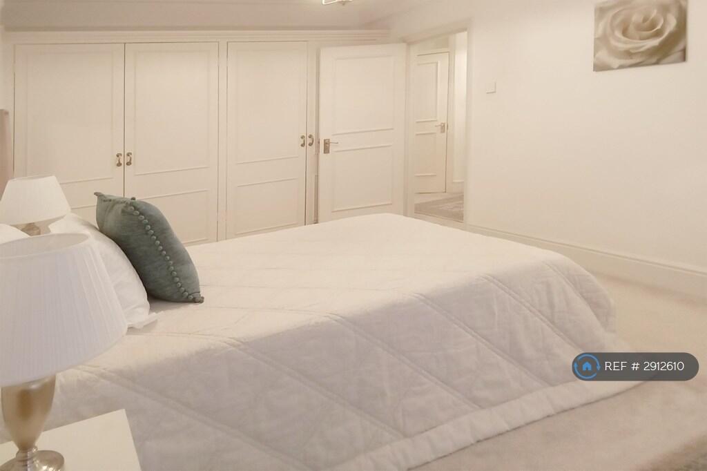 1 bedroom flat share for rent