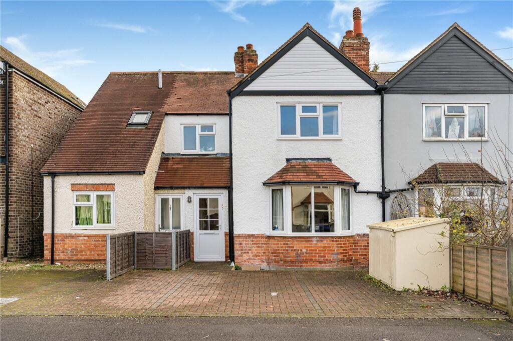 Main image of property: Dene Road, Headington, Oxford, Oxfordshire, OX3