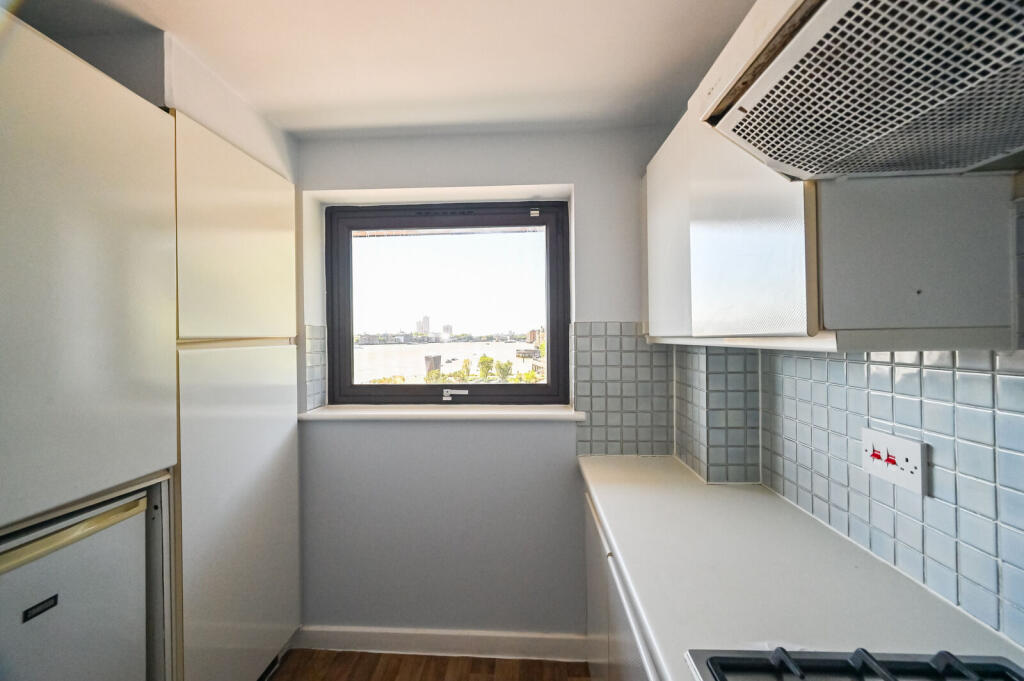 Apartment in London - More