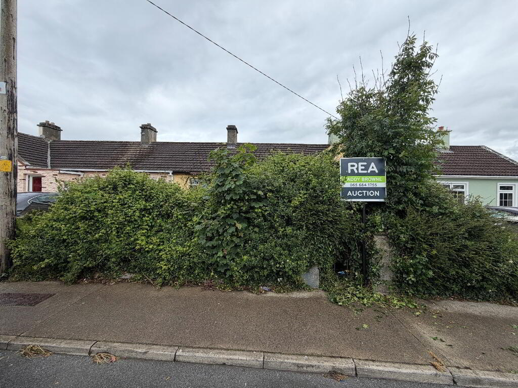 Main image of property: 15 St Senan's Terrace, Kilrush