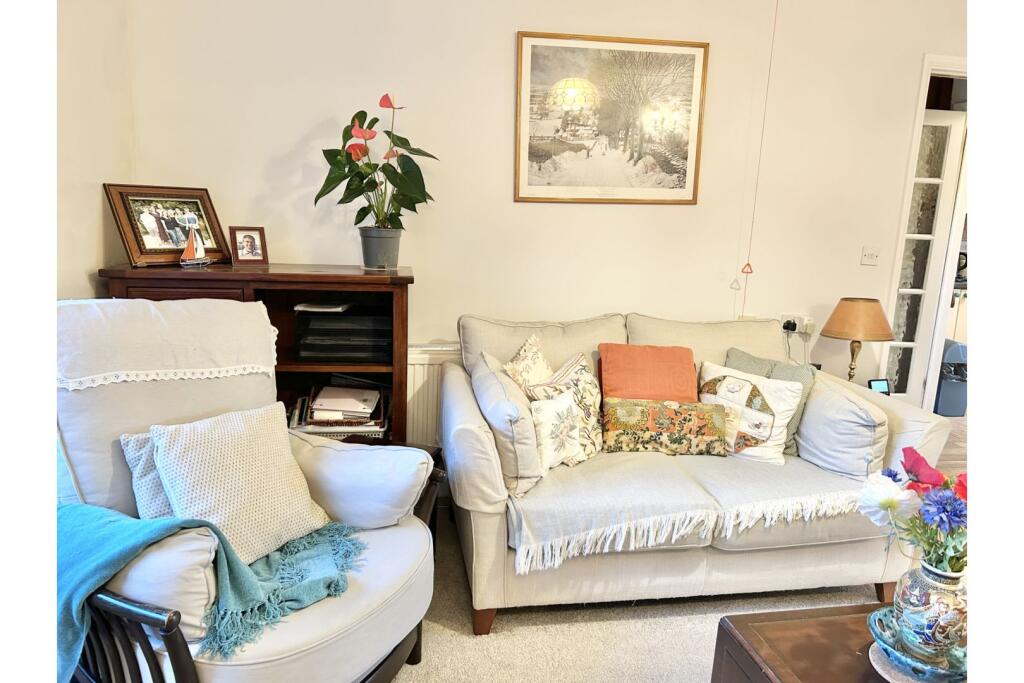 House in Canterbury, Sturry - View 6