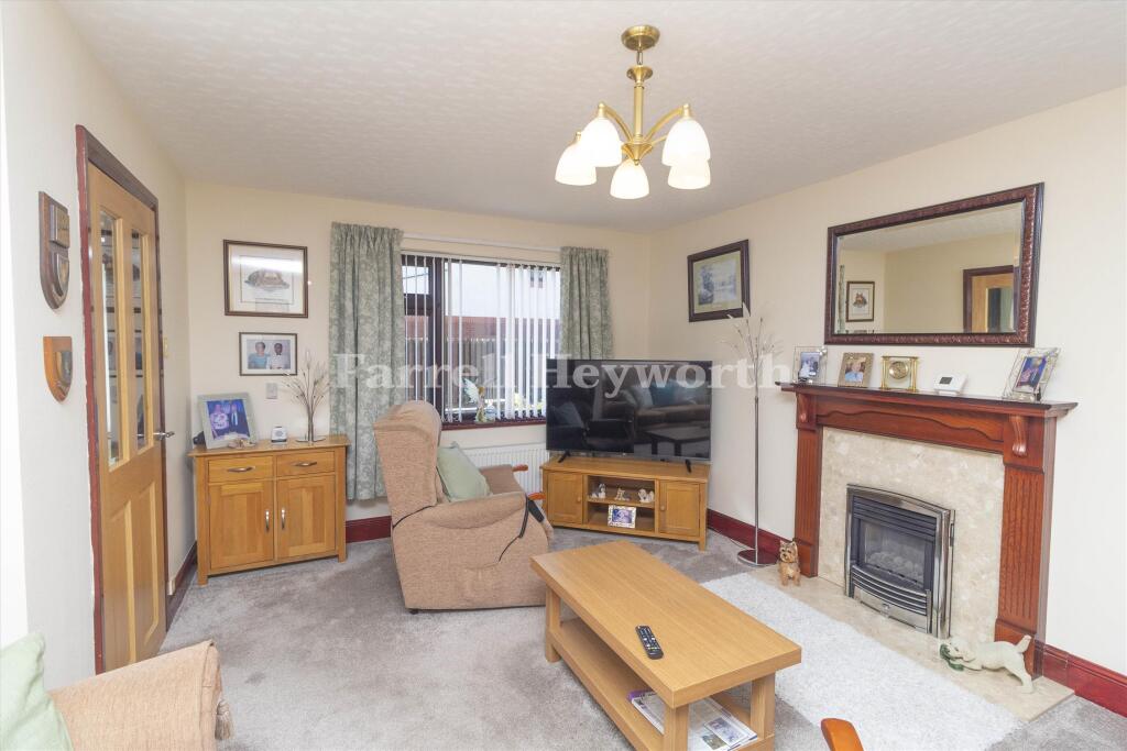 Headland Rise, Walney, Barrow In Furness photo 4