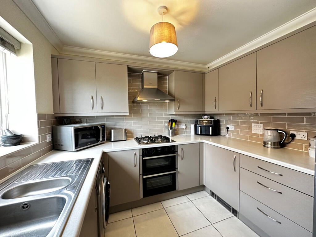 House in Ipswich - View 3