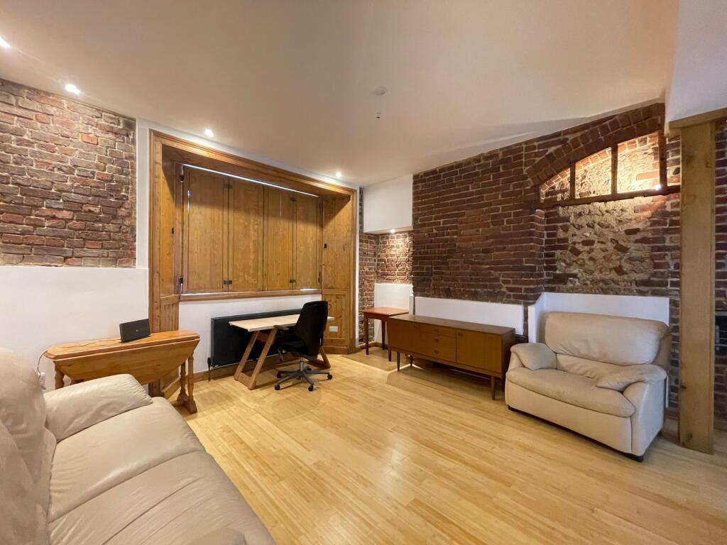 Main image of property: Brunswick Terrace - P1762