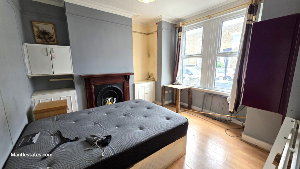 House in London, Tottenham - View 4