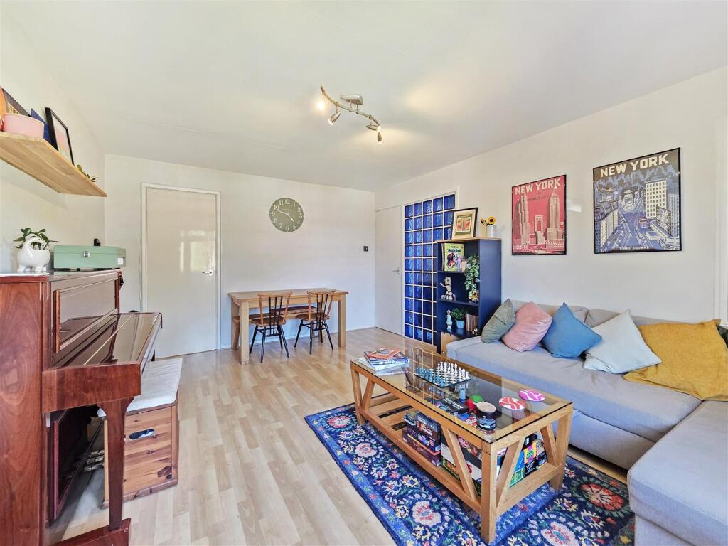 Apartment in Nottingham - View 5